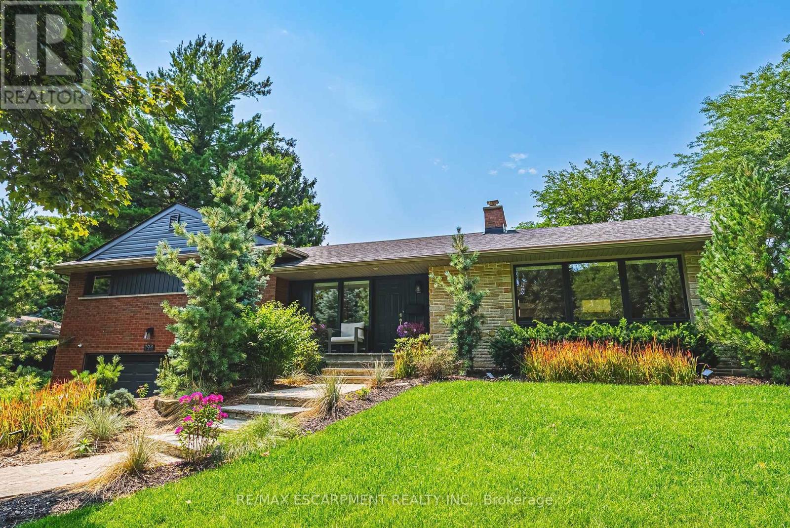 794 Falcon Boulevard, Burlington, ON