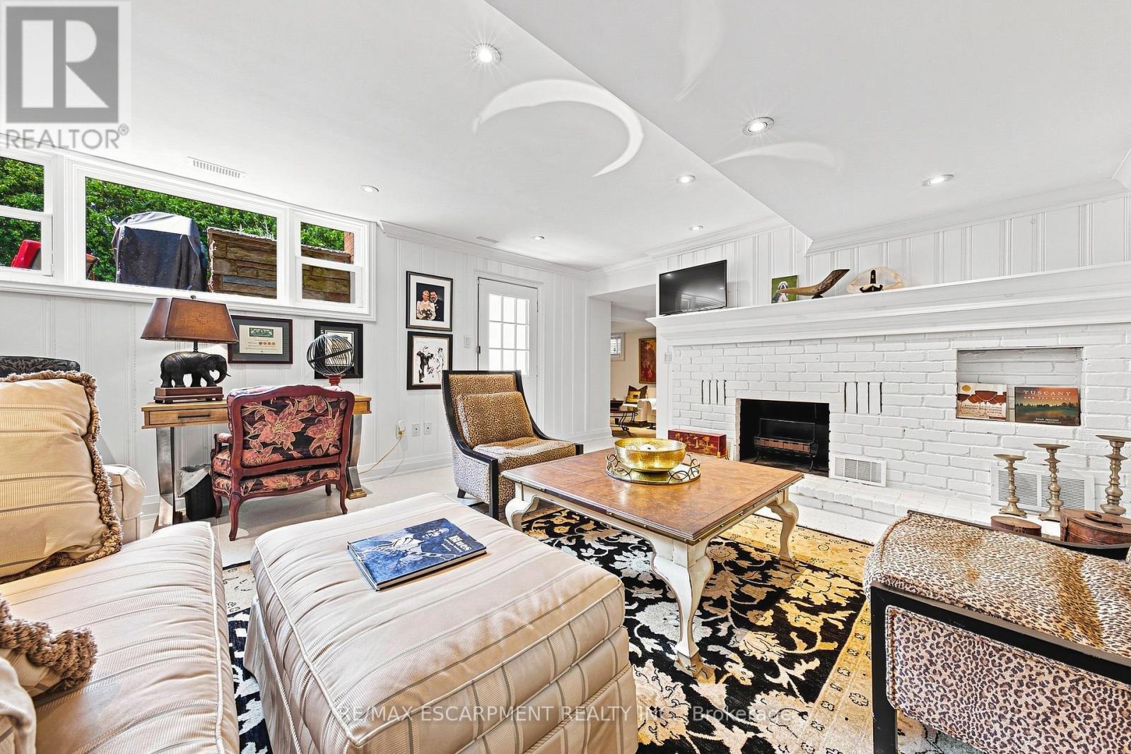 794 Falcon Boulevard, Burlington, ON