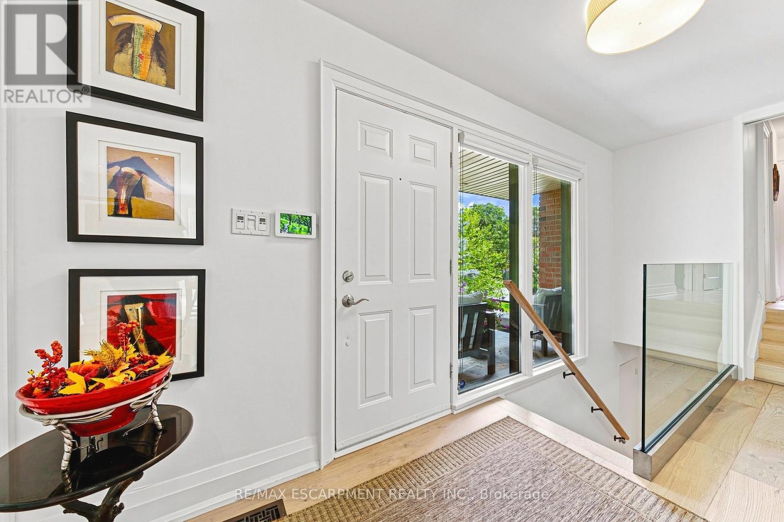 794 Falcon Boulevard, Burlington, ON