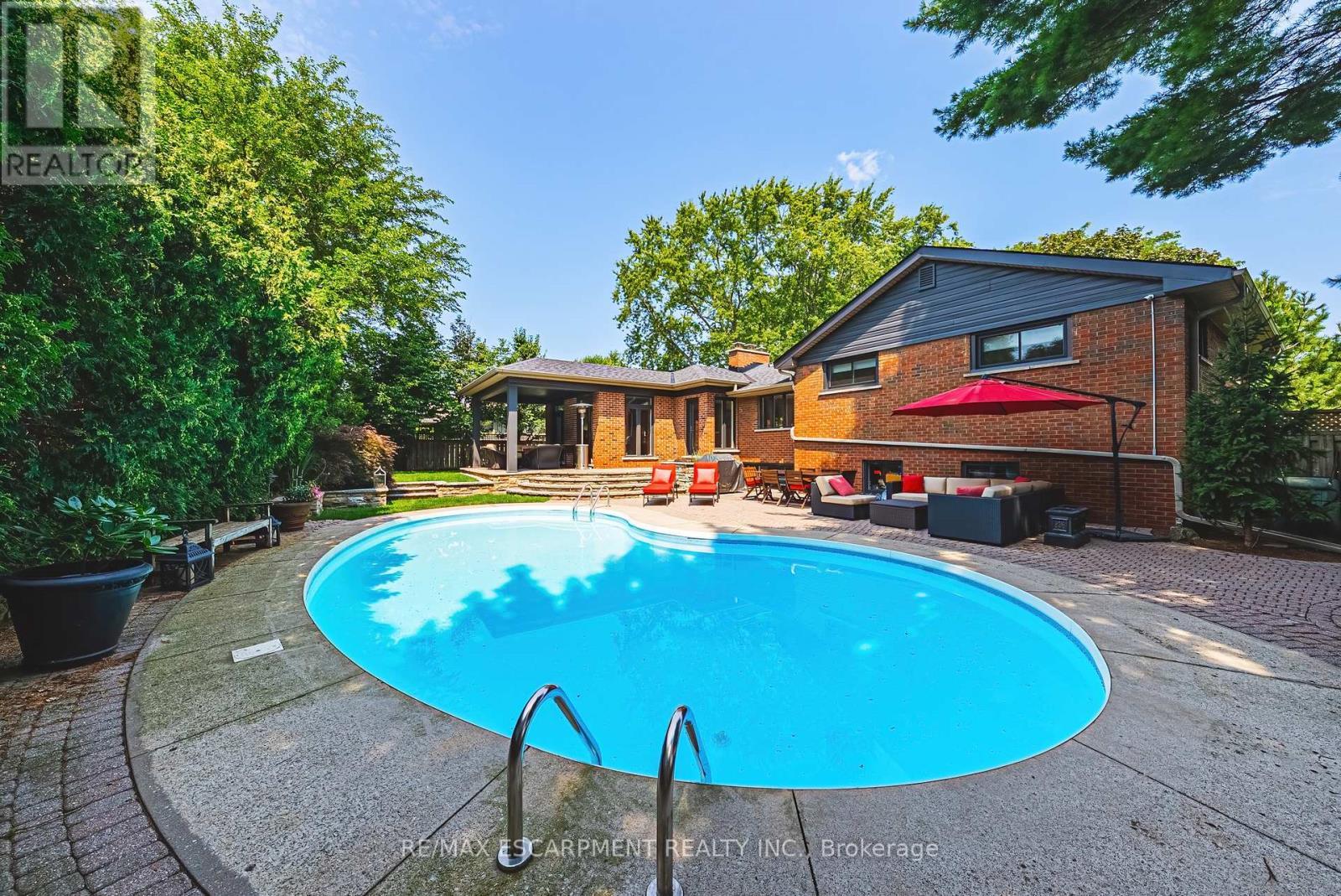 794 Falcon Boulevard, Burlington, ON