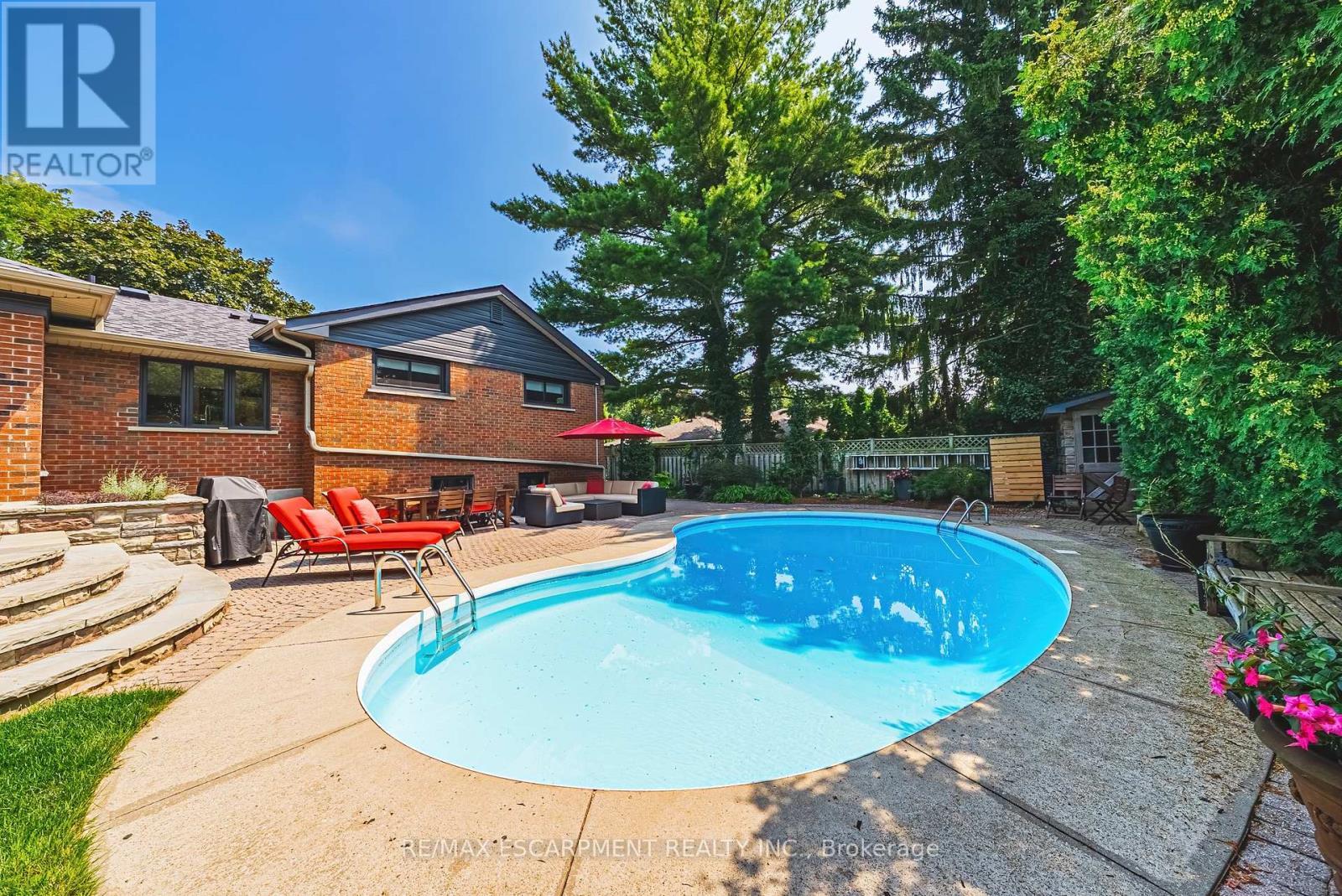 794 Falcon Boulevard, Burlington, ON