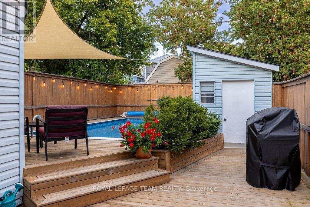 249 Hinchey Avenue, Ottawa, ON