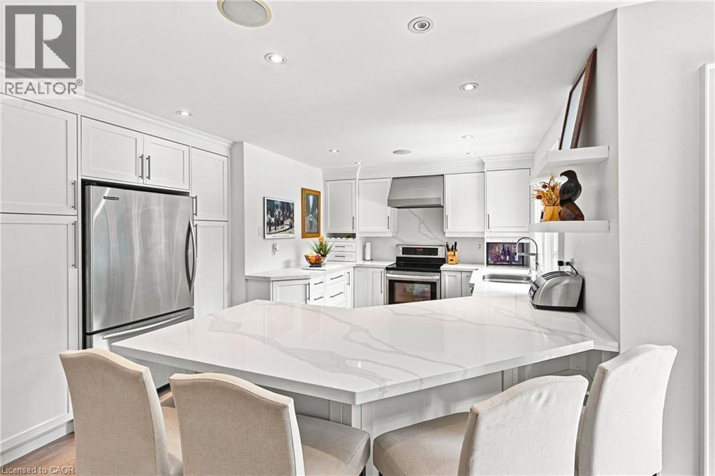 794 Falcon Boulevard, Burlington, ON