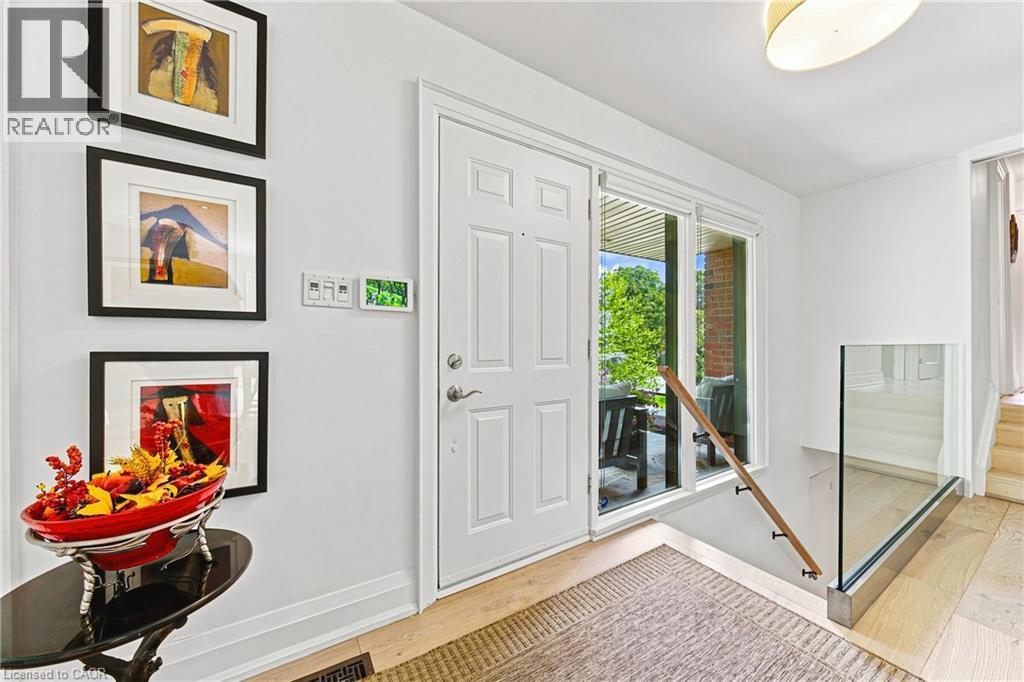 794 Falcon Boulevard, Burlington, ON