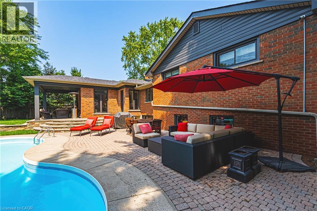 794 Falcon Boulevard, Burlington, ON