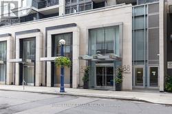 1201 - 88 CUMBERLAND STREET Toronto, ON M5R 0C8