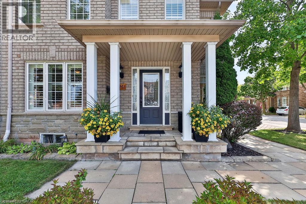 2261 Seton Crescent, Burlington, ON