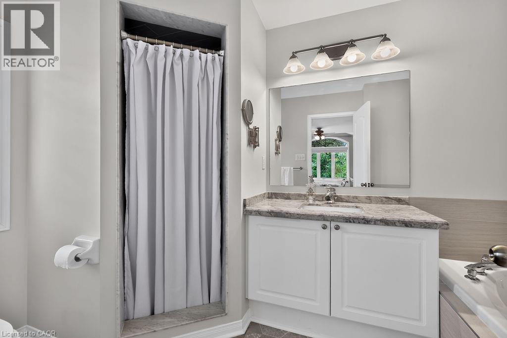 2261 Seton Crescent, Burlington, ON