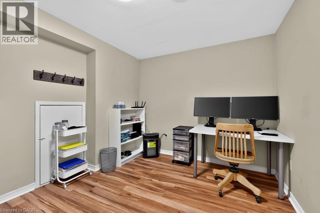 2261 Seton Crescent, Burlington, ON