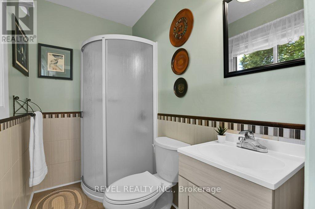 3-pc Ensuite bathroom - 2555 Regina Street, Ottawa, ON