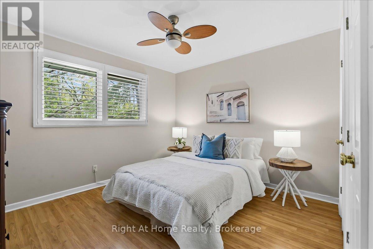 1252 Britannia Road, Burlington, ON