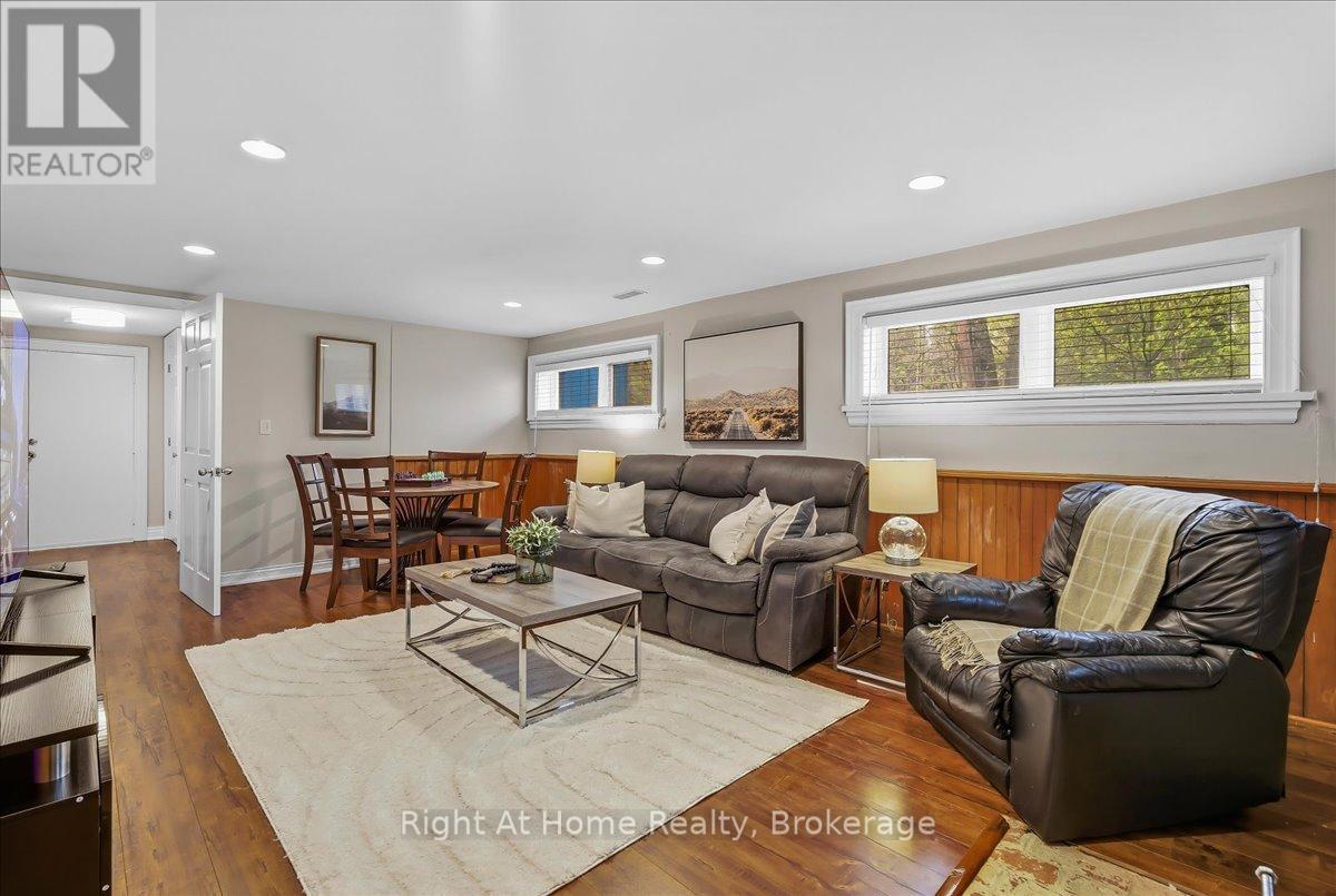 1252 Britannia Road, Burlington, ON