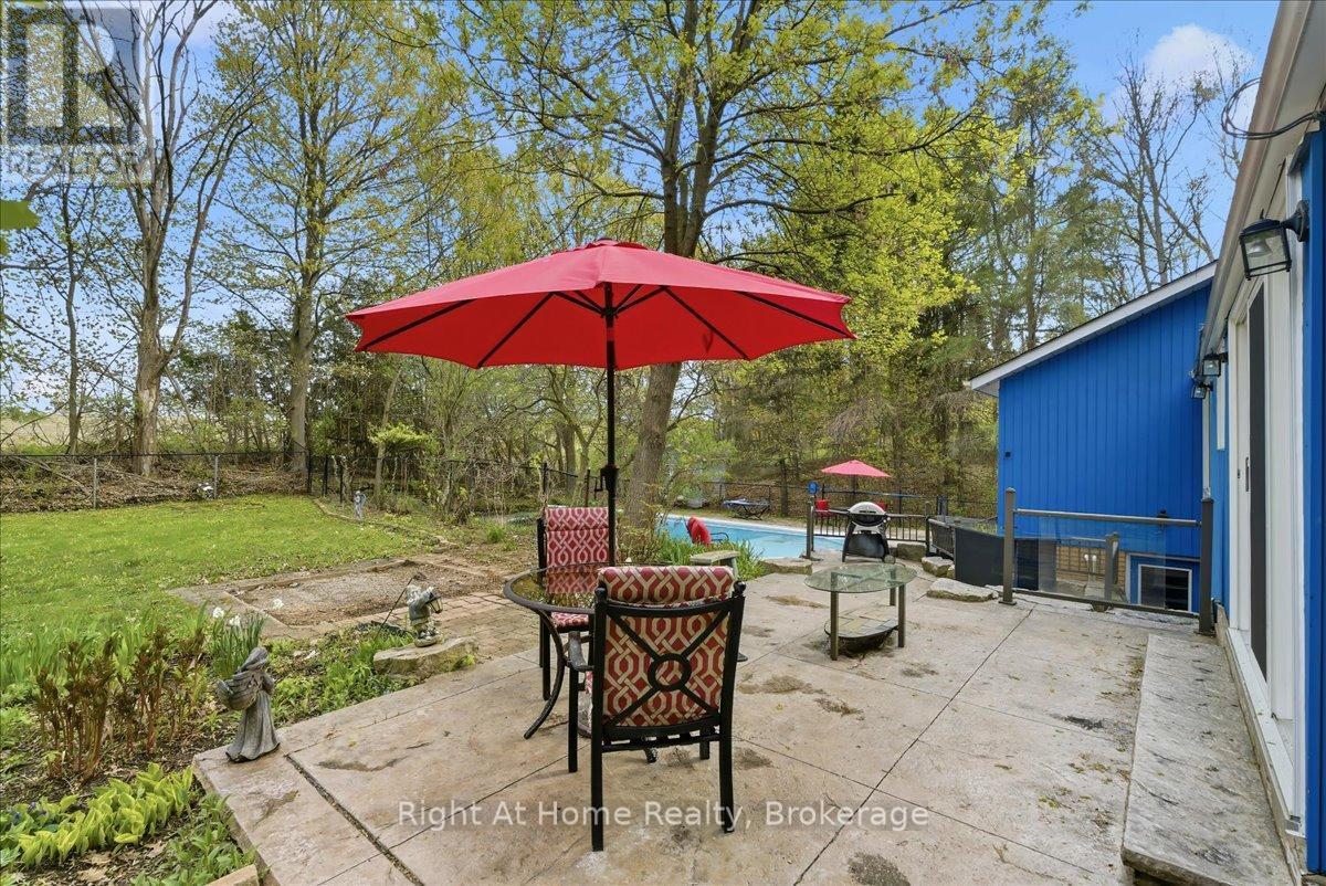 1252 Britannia Road, Burlington, ON