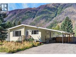 231 Blue Spruce Crescent Sparwood, BC V0B 2G0