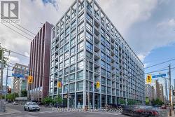 527 - 39 BRANT STREET Toronto, ON M5V 0M8
