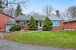 4670 DUNDAS STREET W Toronto, ON M9A 1A6