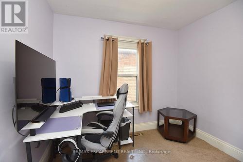 56 Barons Avenue N, Hamilton, ON 