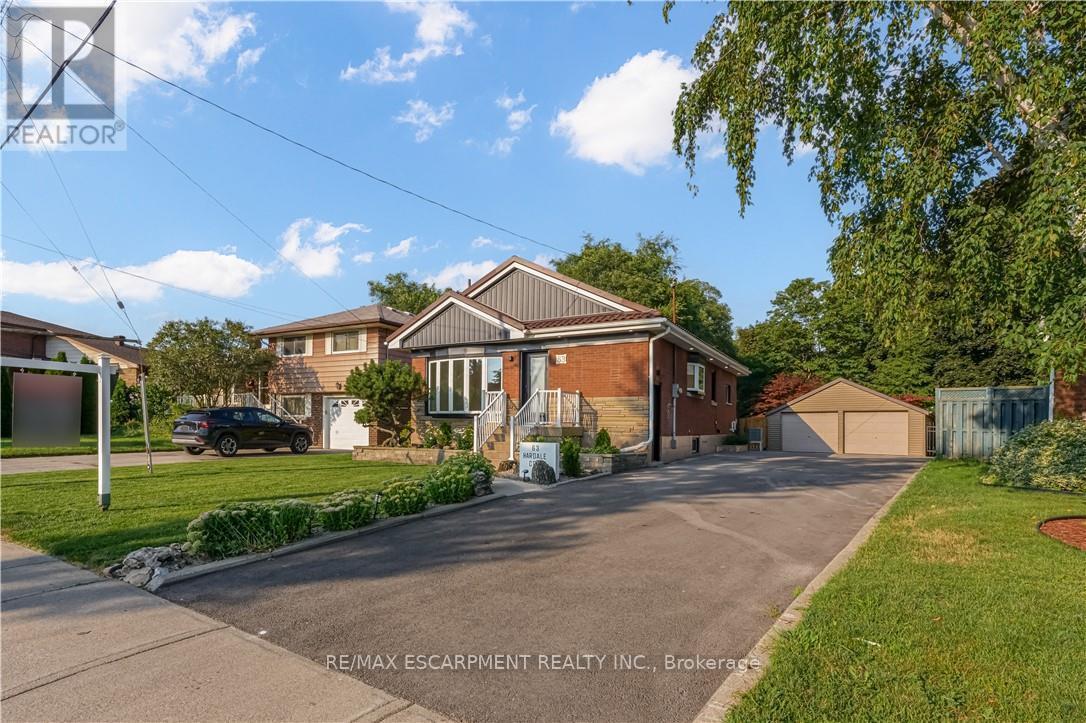 63 Hardale Crescent, Hamilton, ON