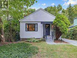 246 BURNETT AVENUE Toronto, ON M2N 1V8