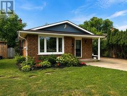 26 FRIARS COURT St. Catharines (Lakeport), ON L2N 6B5