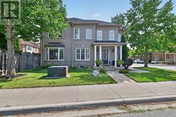 2261 SETON CRESCENT Burlington, ON L7L 6Y4