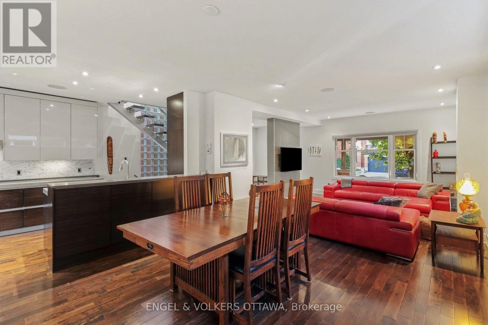 26 Melgund Avenue, Ottawa, ON