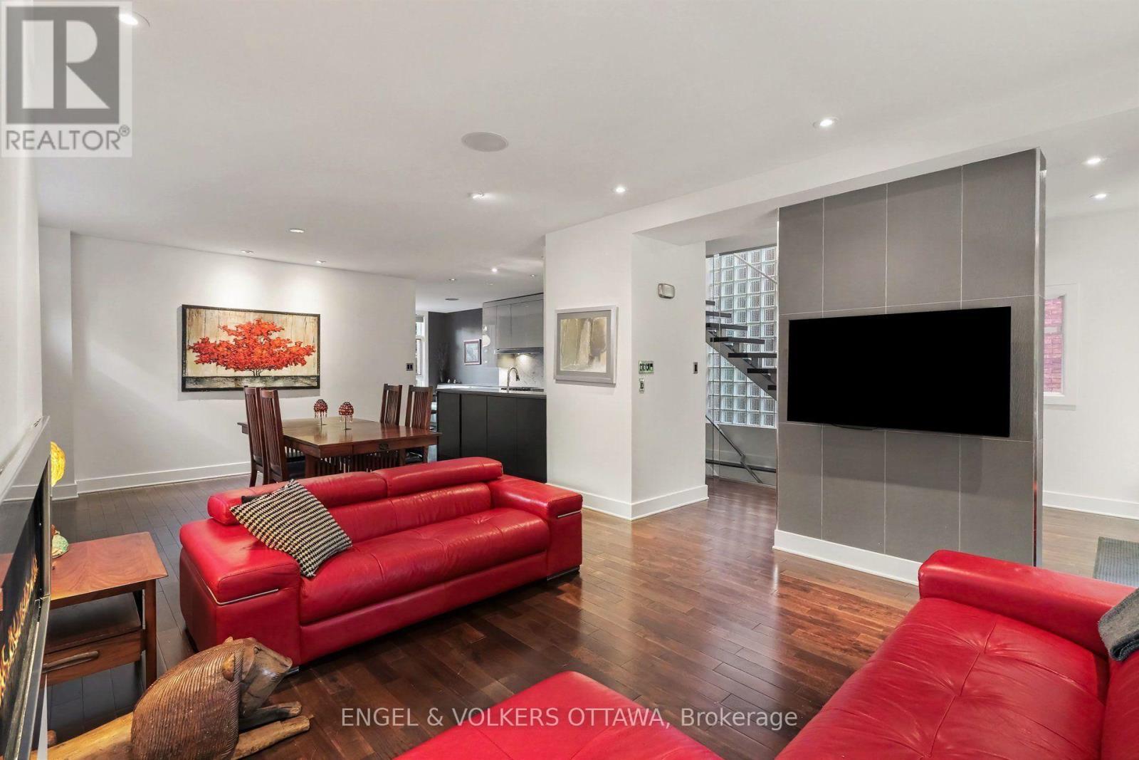 26 Melgund Avenue, Ottawa, ON