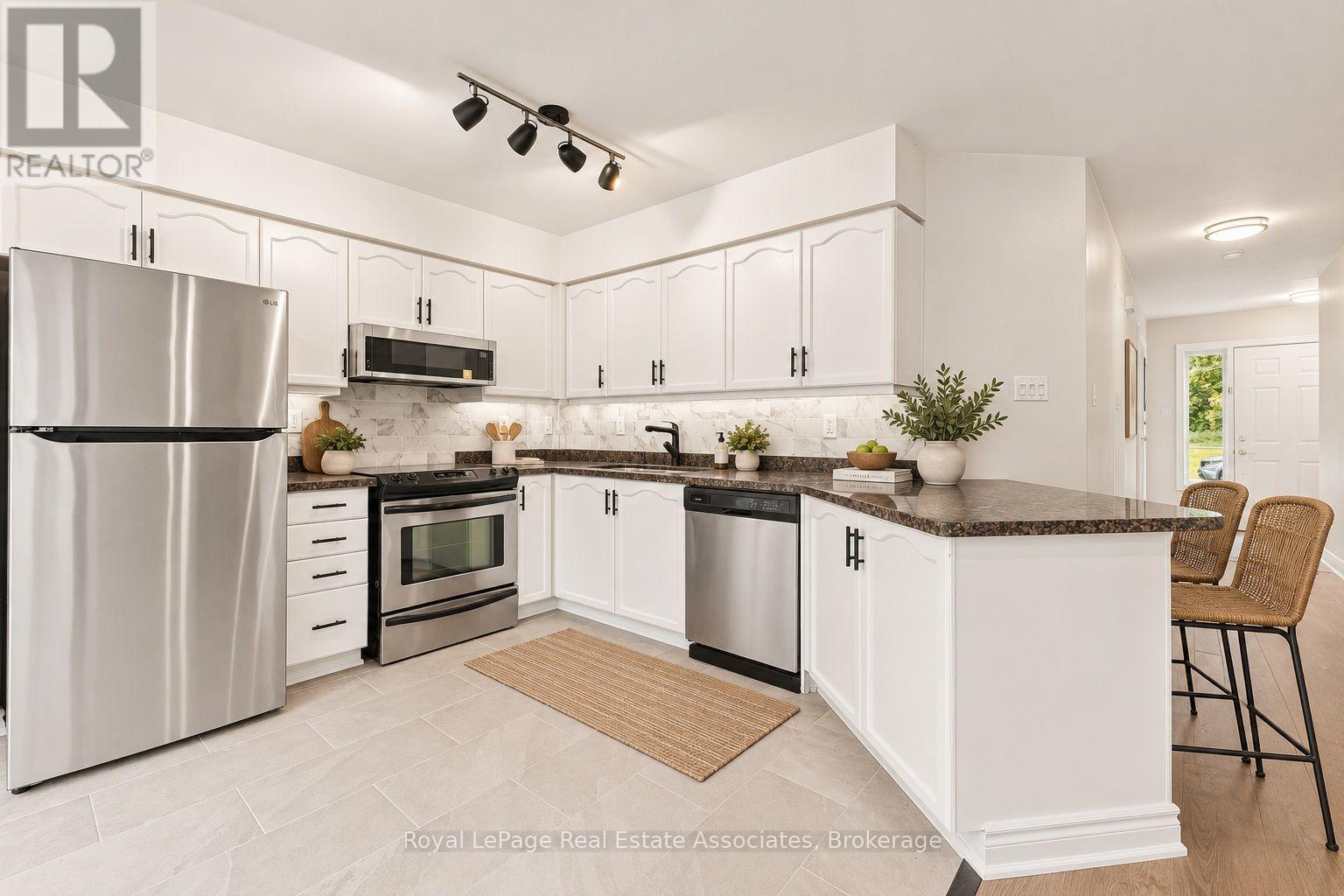 1107 Upper Village Drive, Mississauga, ON