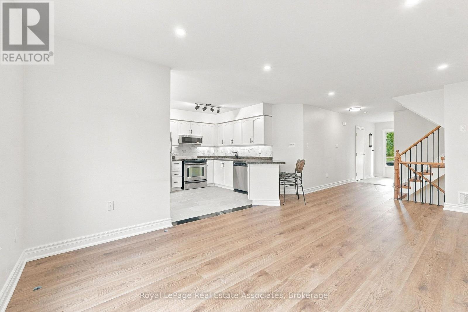 1107 Upper Village Drive, Mississauga, ON