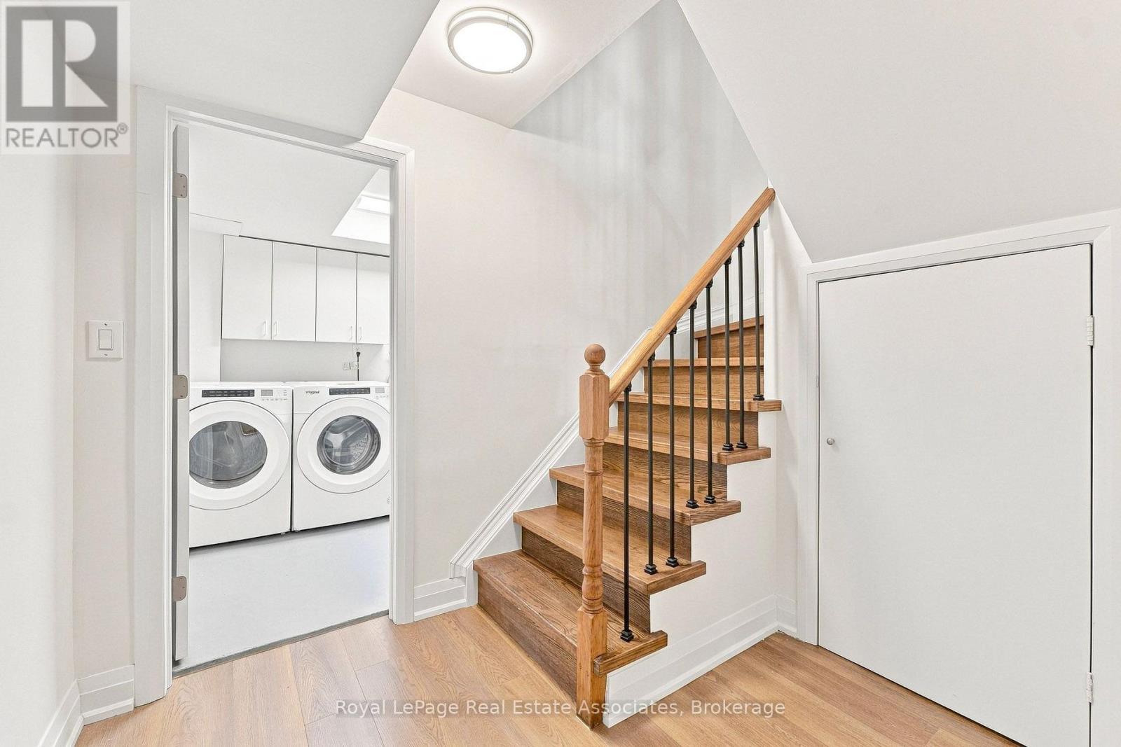 1107 Upper Village Drive, Mississauga, ON