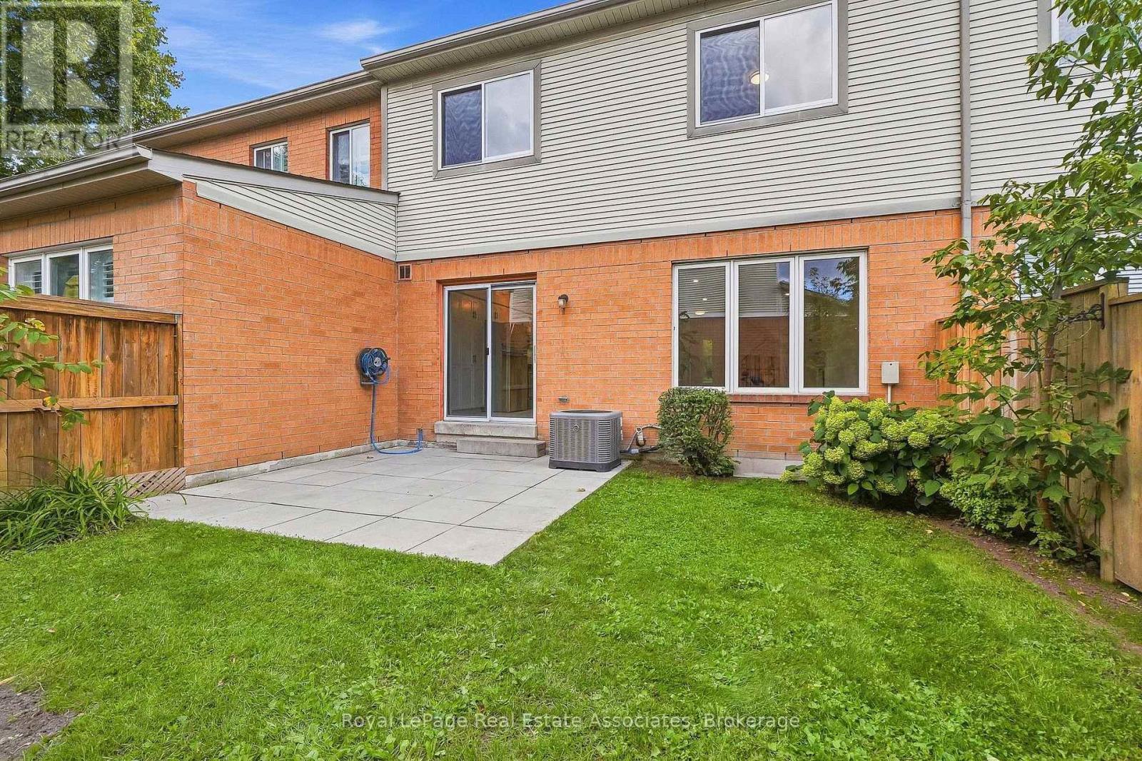 1107 Upper Village Drive, Mississauga, ON