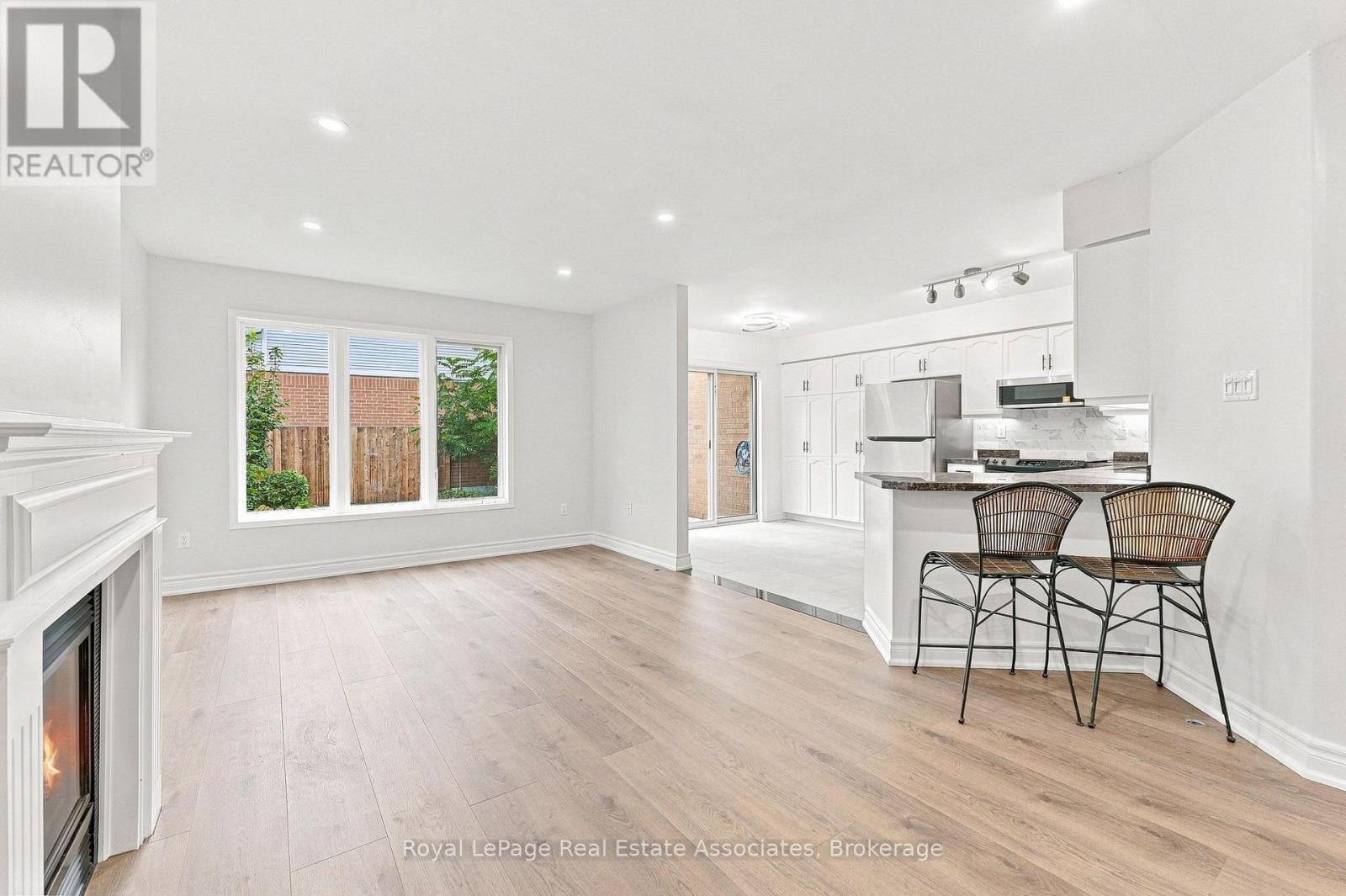 1107 Upper Village Drive, Mississauga, ON