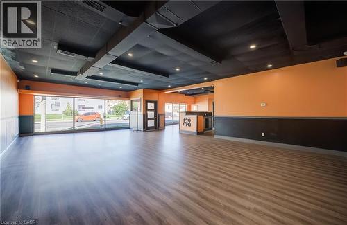 1118 King Street E, Cambridge, ON 