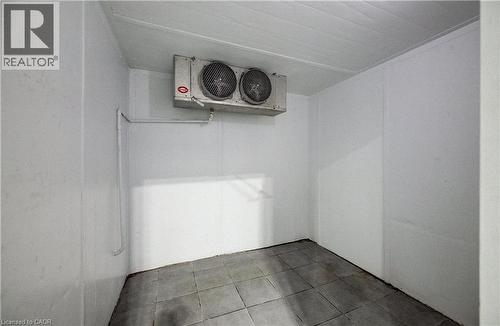 Walk-in cooler - 1118 King Street E, Cambridge, ON 