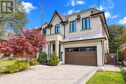 21 YORKVIEW DRIVE Toronto, ON M2N 2R9
