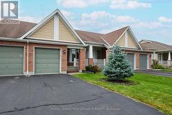 261 BULRUSH CRESCENT Ottawa, ON K1T 0E5