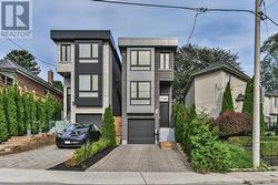 7A EVERETT CRESCENT Toronto, ON M4C 4P3