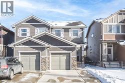 88 Legacy Mews SE  Calgary, AB T2X 0Y5