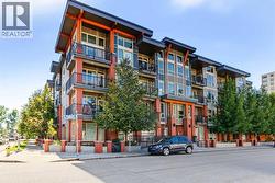 126, 305 18 Avenue SW Calgary, AB T2S 3H1