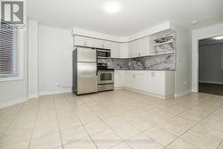 UPPER - 125 VIELLA STREET Toronto, ON M6N 5C7