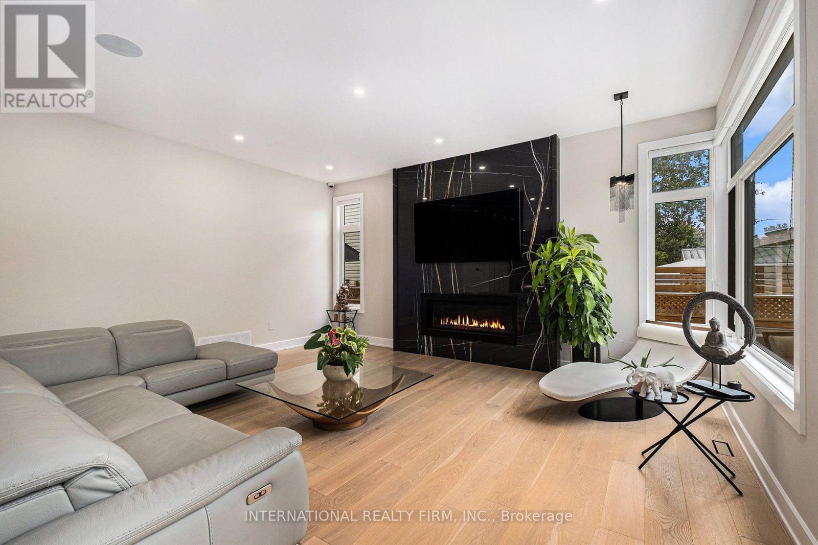79 Boyce Avenue, Ottawa, ON