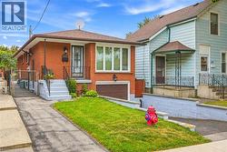 137 PICTON Street E  Hamilton, ON L8L 3W7