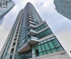 409 - 16 YONGE STREET Toronto, ON M5E 2A1