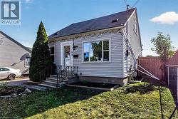 70 GLENNIE Avenue  Hamilton, ON L8H 5V9