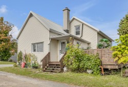1138 Rue Bellevue Saint-Lambert-De-Lauzon, QC G0S 2W0