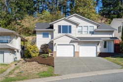 4884 Fairbrook Cres Nanaimo, BC V9T 6I6