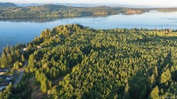 5567 Raceway Rd Campbell River, BC V9H 1N9
