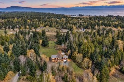 2835 Olympic Rd Qualicum Beach, BC V9K 2L8