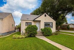 713 Henderson HWY  Winnipeg, MB R2K 2K2