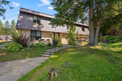 230 Rue Desjardins Sainte-Agathe-Des-Monts, QC J8C 2W9